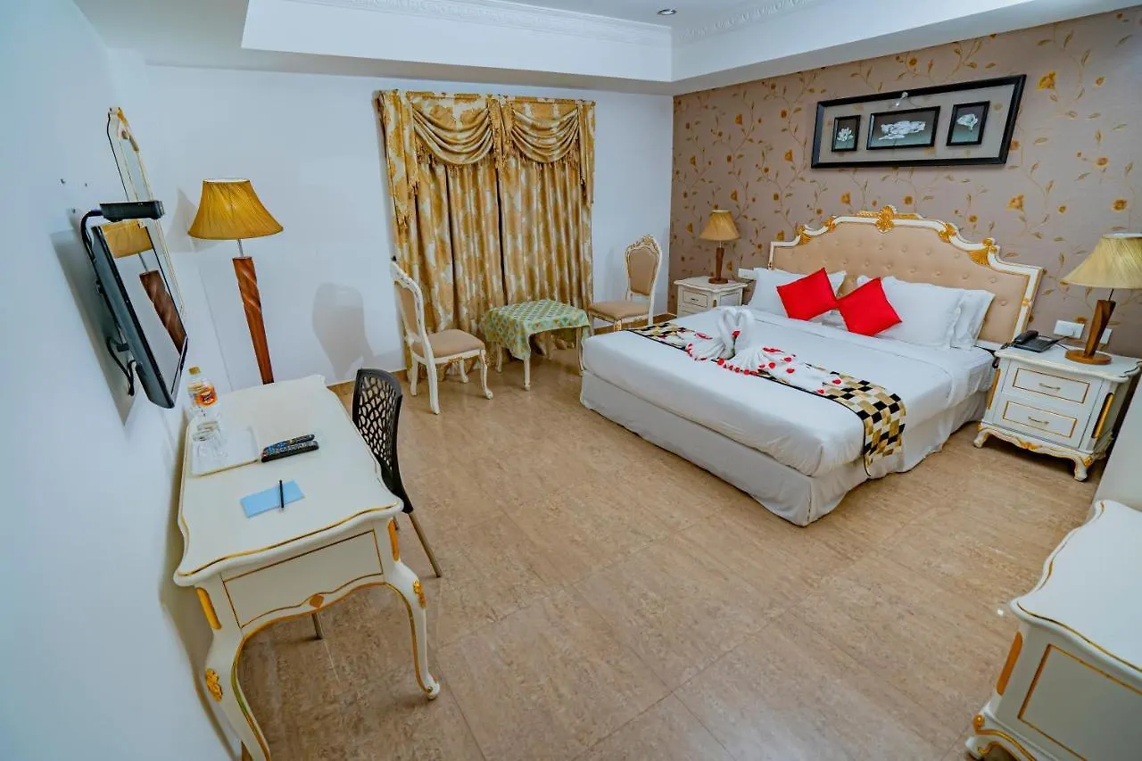 Hotel Sidhartha Chalakudy Kizhake Chālakudi