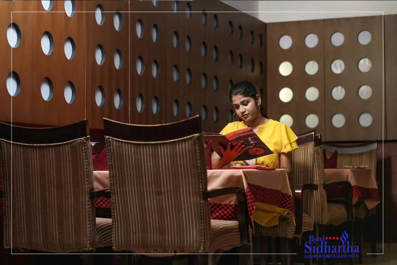 Hotel Sidhartha Chalakudy Kizhake Chālakudi