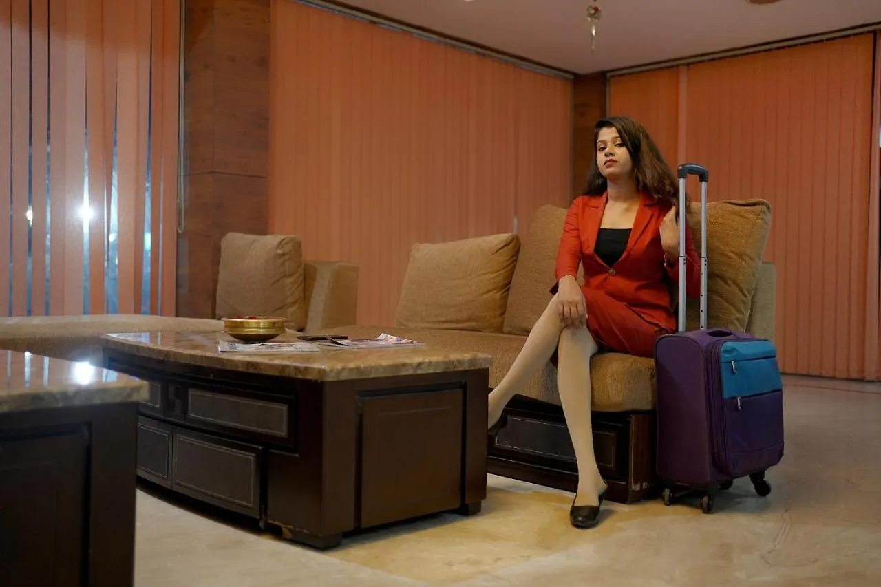 Hotel Sidhartha Chalakudy Kizhake Chālakudi