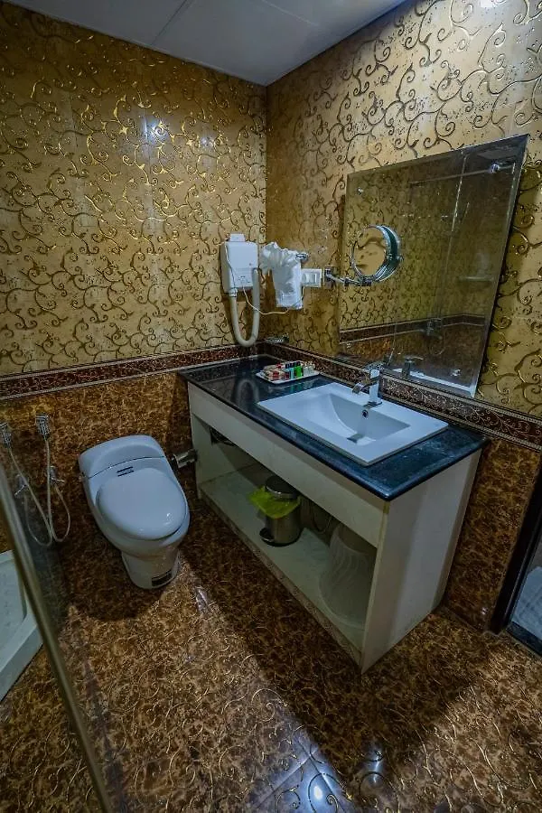 Hotel Sidhartha Chalakudy Kizhake Chālakudi Hindistan